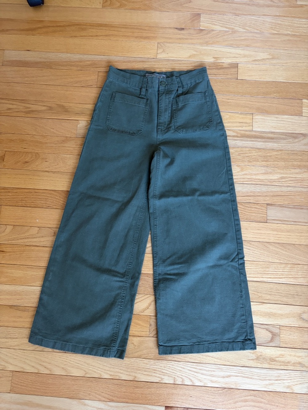 Jcrew Women's Dark Green Casual Capris - Picture 7 of 10